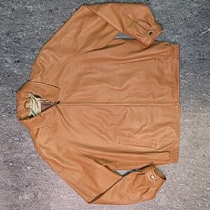 Vertical by Robert Comstock. Buttery Lambskin Leather. Full-zip men's XL